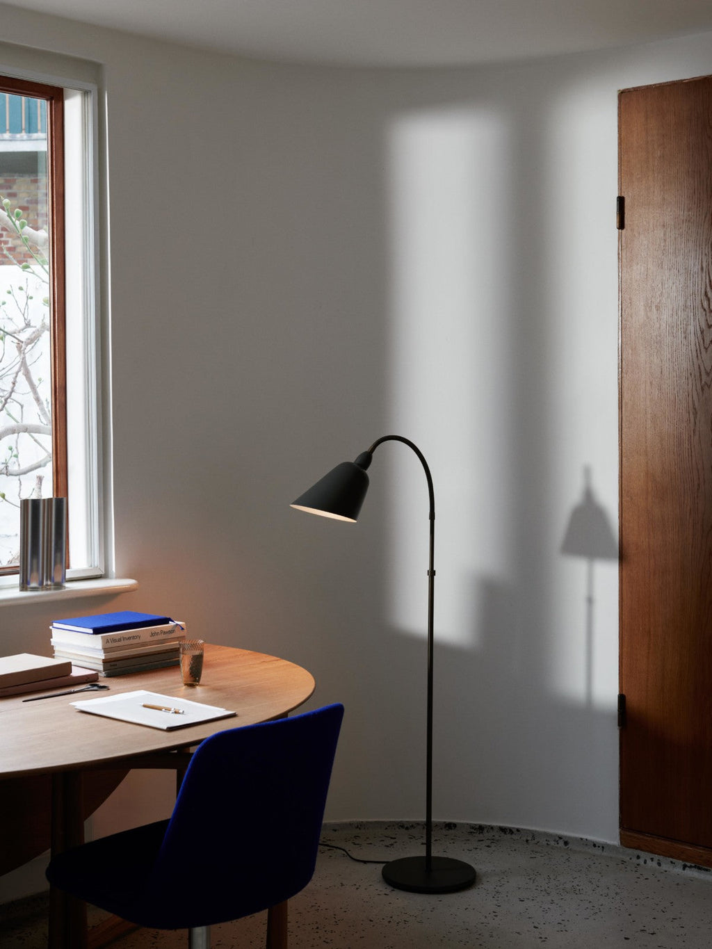Bellevue AJ7 Gulvlampe