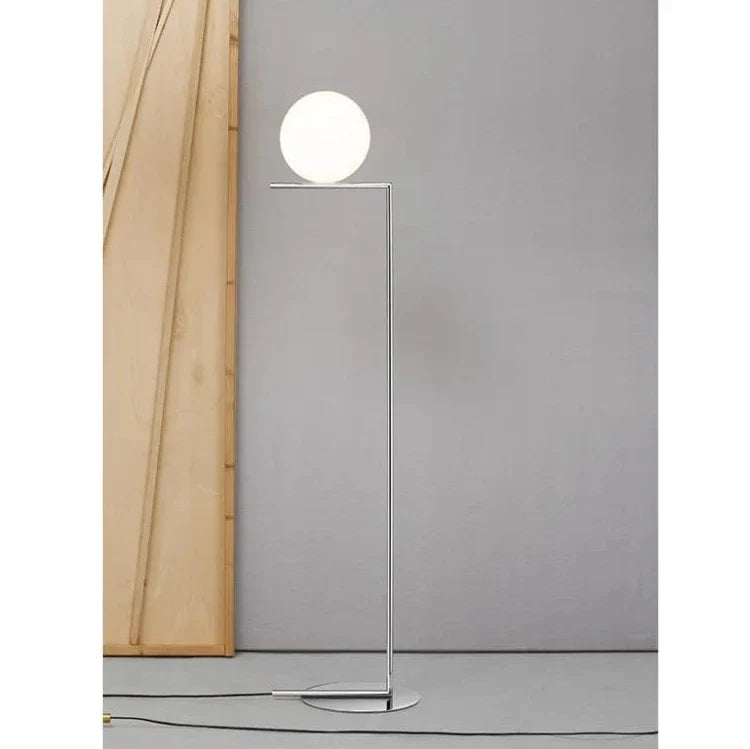IC F1 Gulvlampe