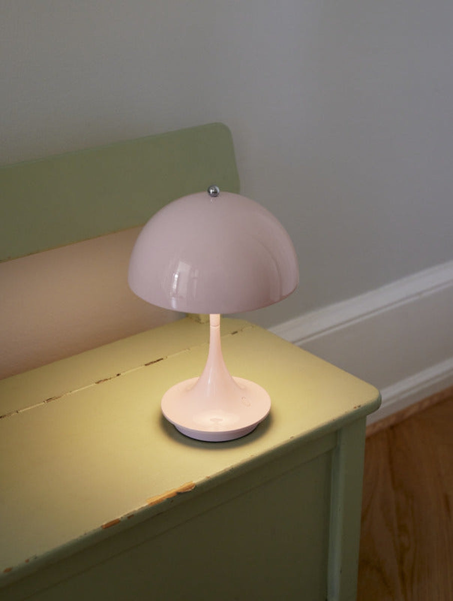 Panthella 160 portabel bordlampe