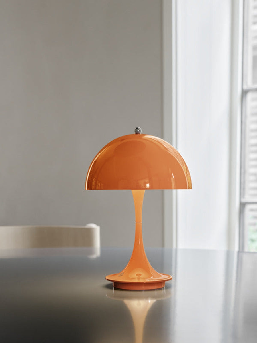 Panthella 160 portabel bordlampe