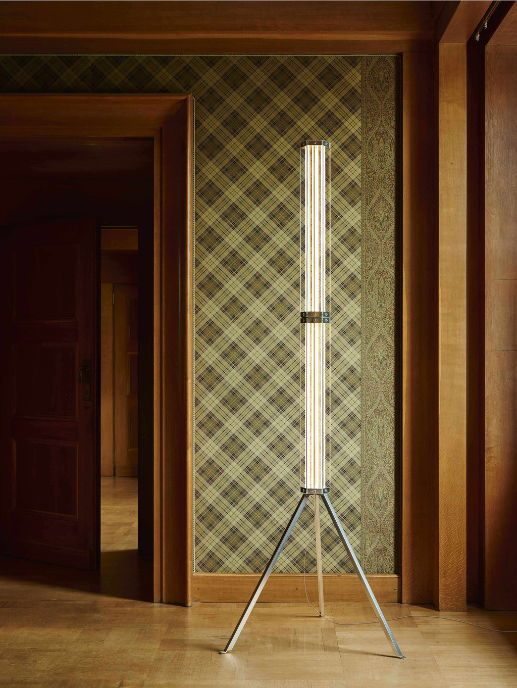 SuperWire F Gulvlampe - Utstillingsmodell